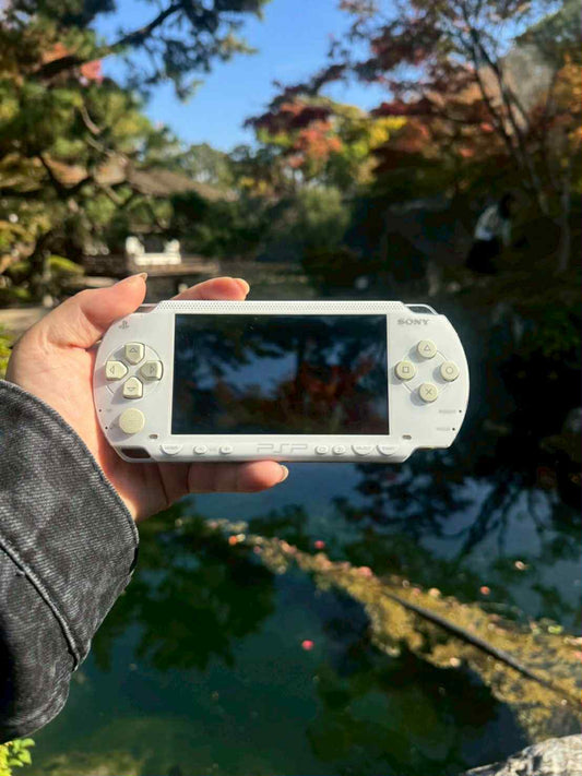 🤍 ソニー PSP-1000 – セラミックホワイト