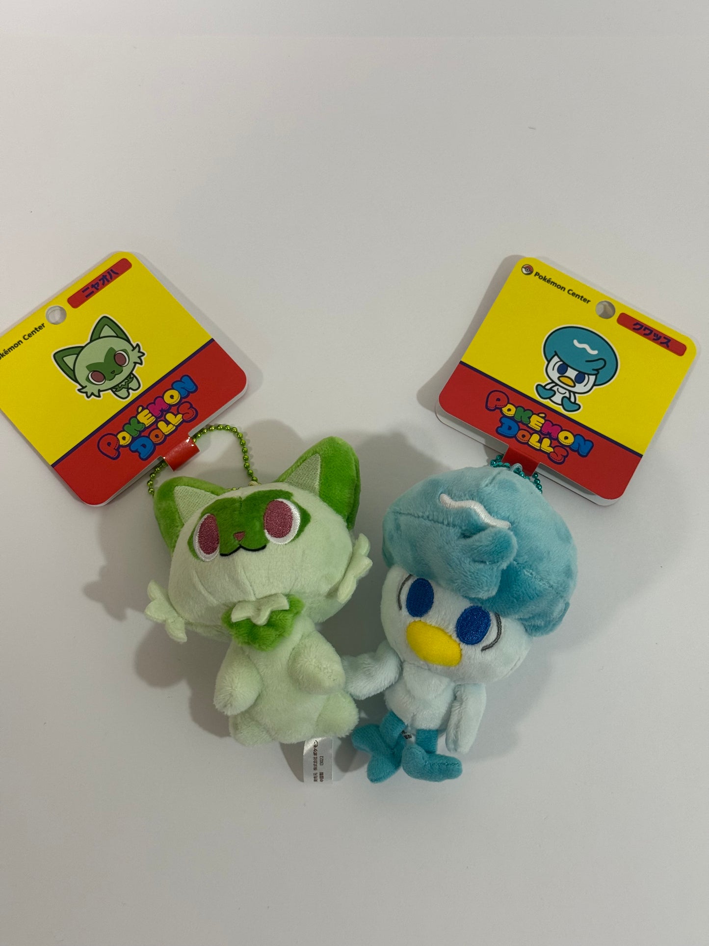 Pokémon Center Japan – Sprigatito & Quaxly Plush Keychain Set | Pokémon Dolls 2023 Scarlet & Violet Edition | Official Japanese Exclusive