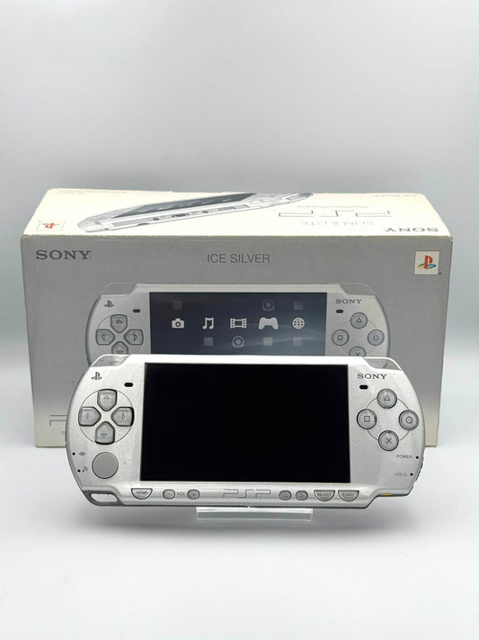 ソニー PSP 2000 – アイスシルバー(箱入り)