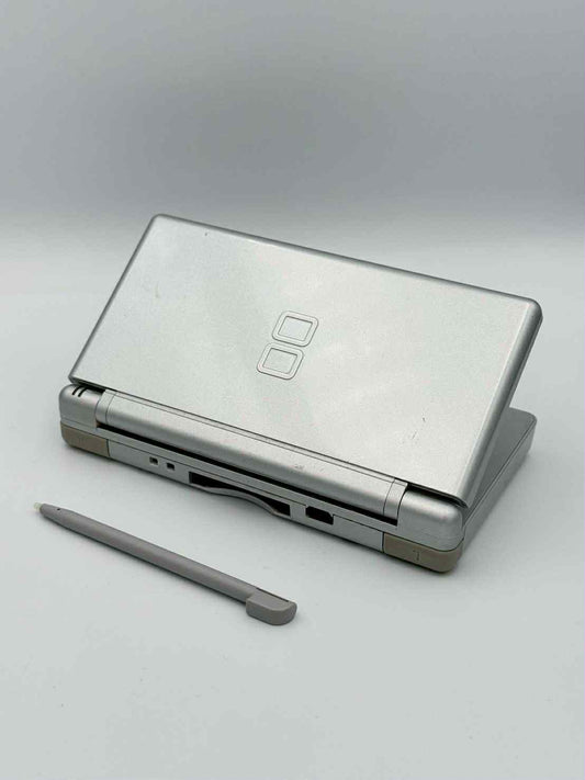 ニンテンドーDS Lite – シルバー