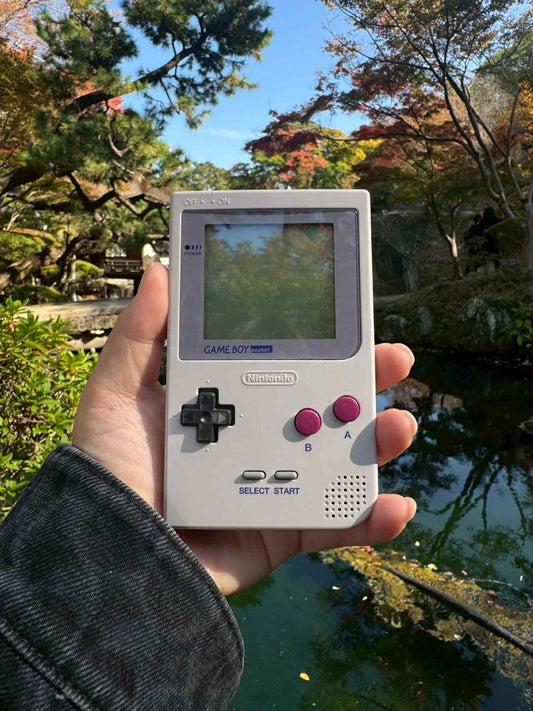 ゲームボーイポケット – クラシックグレー