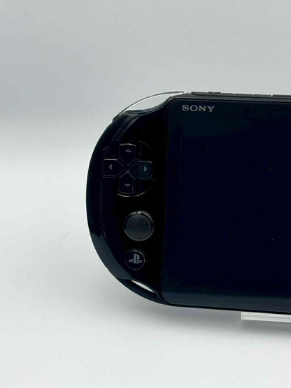 PS Vita 2000 – フルブラック