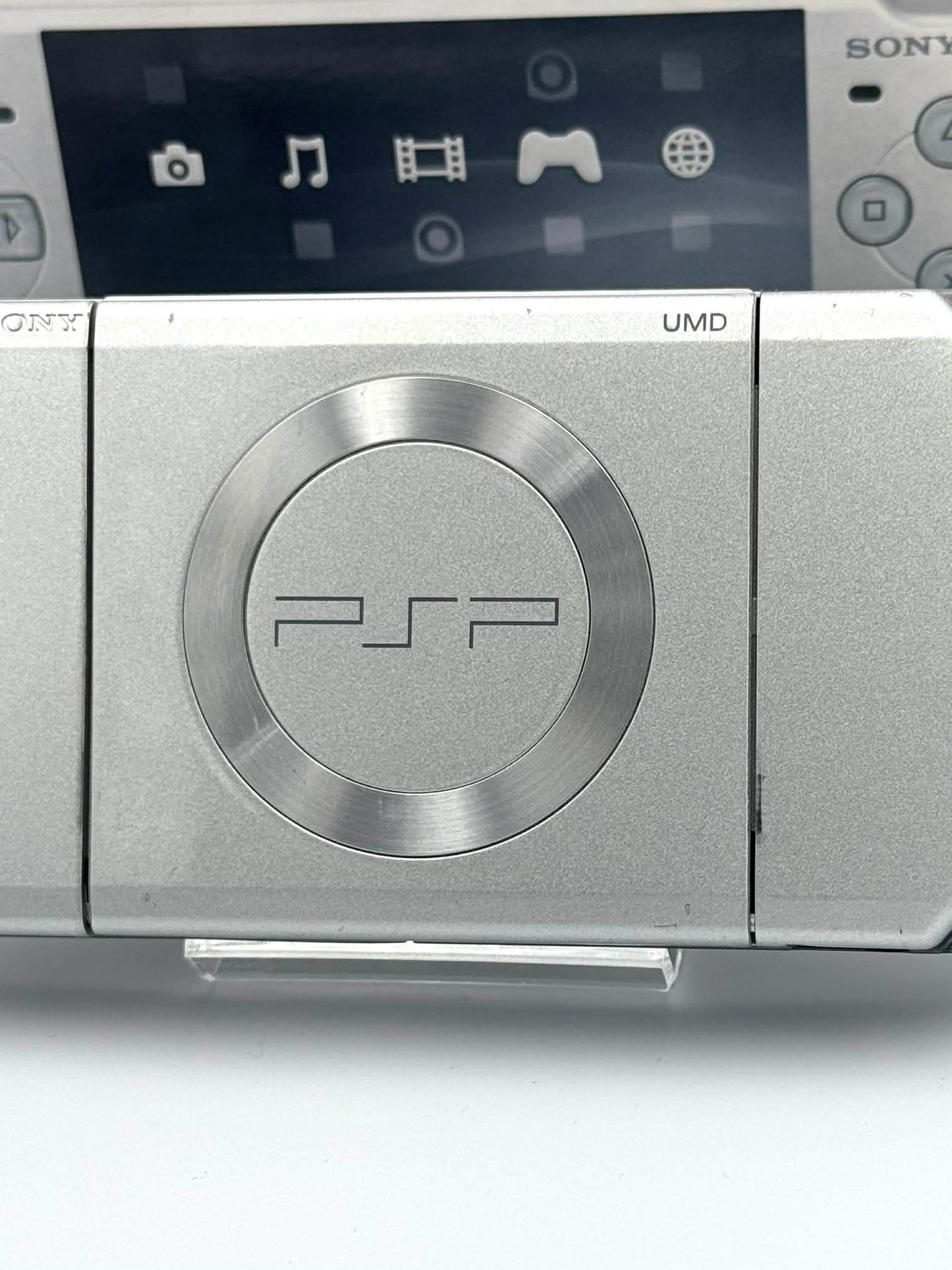 Sony PSP 2000 – Ice Silver (Boxed)