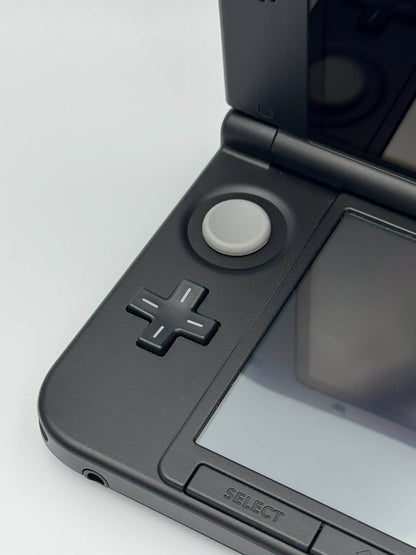 ニンテンドー3DS LL – ブラック（コンプリートボックス） 