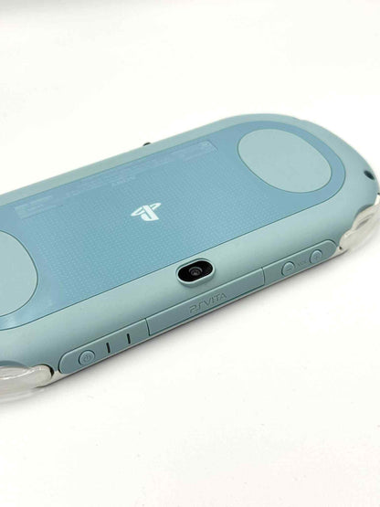 PS Vita 2000 – ホワイト＆ライトブルー🇯🇵 