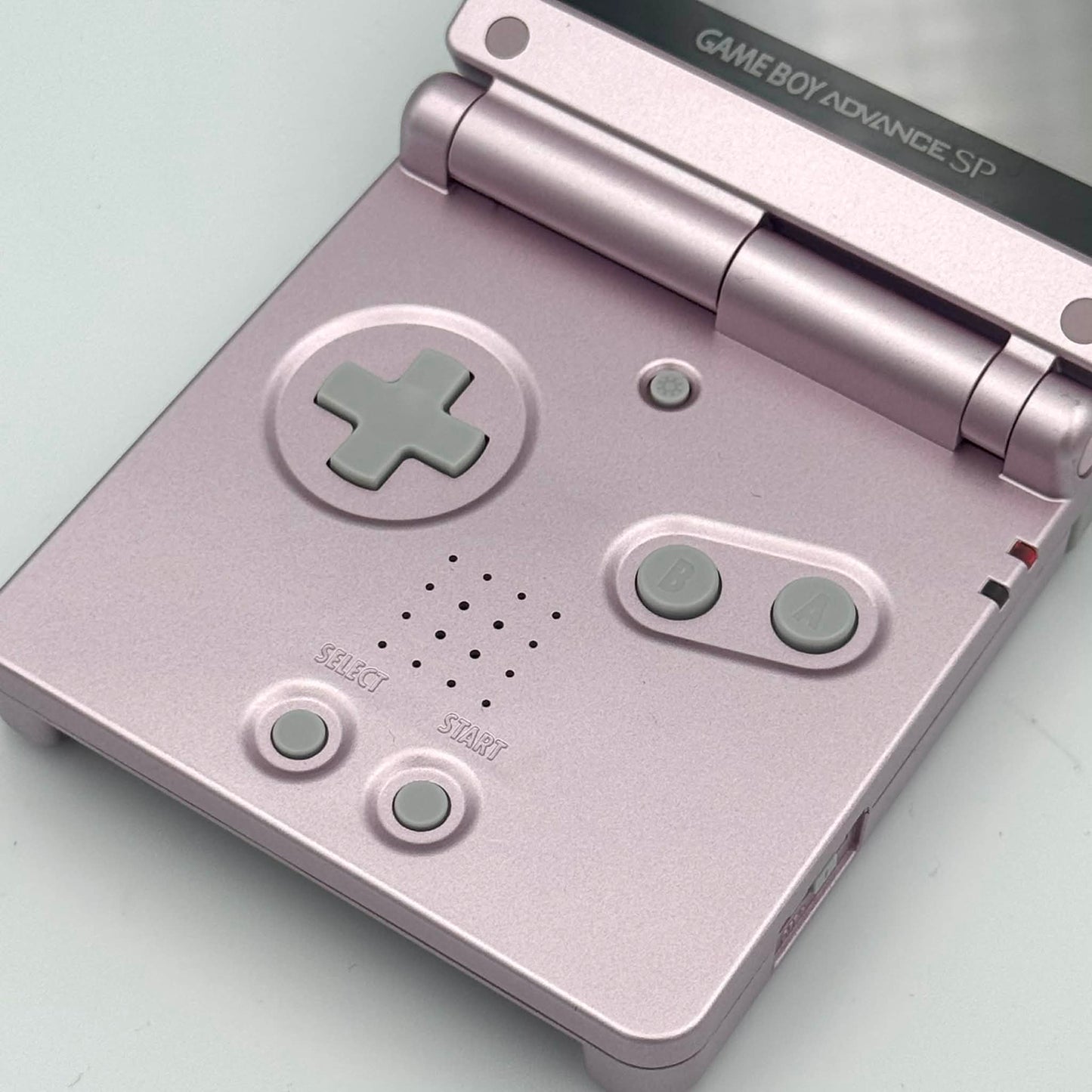 ニンテンドー ゲームボーイアドバンスSP – ピンク