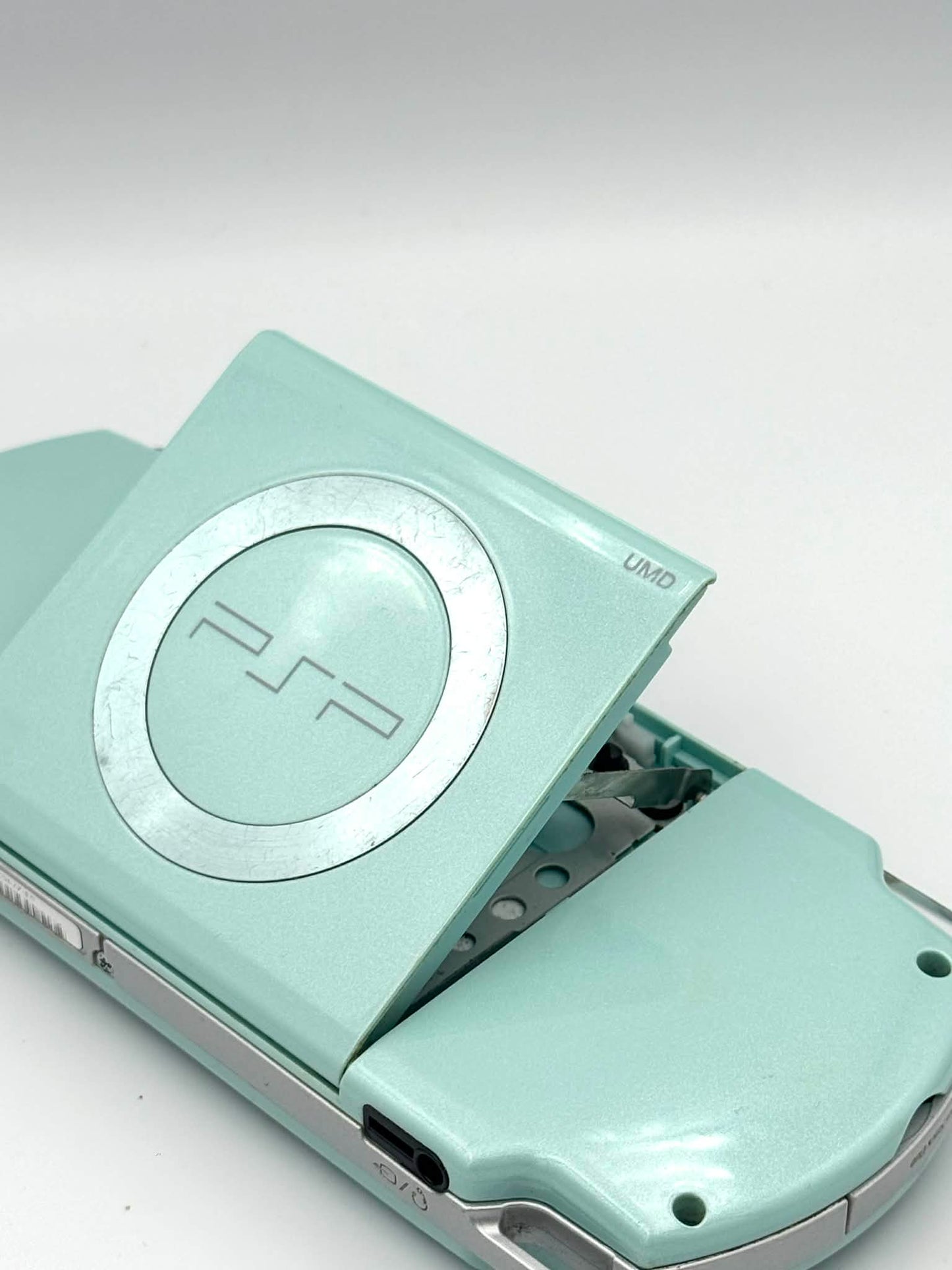 Sony PSP 2000 – Mint Green