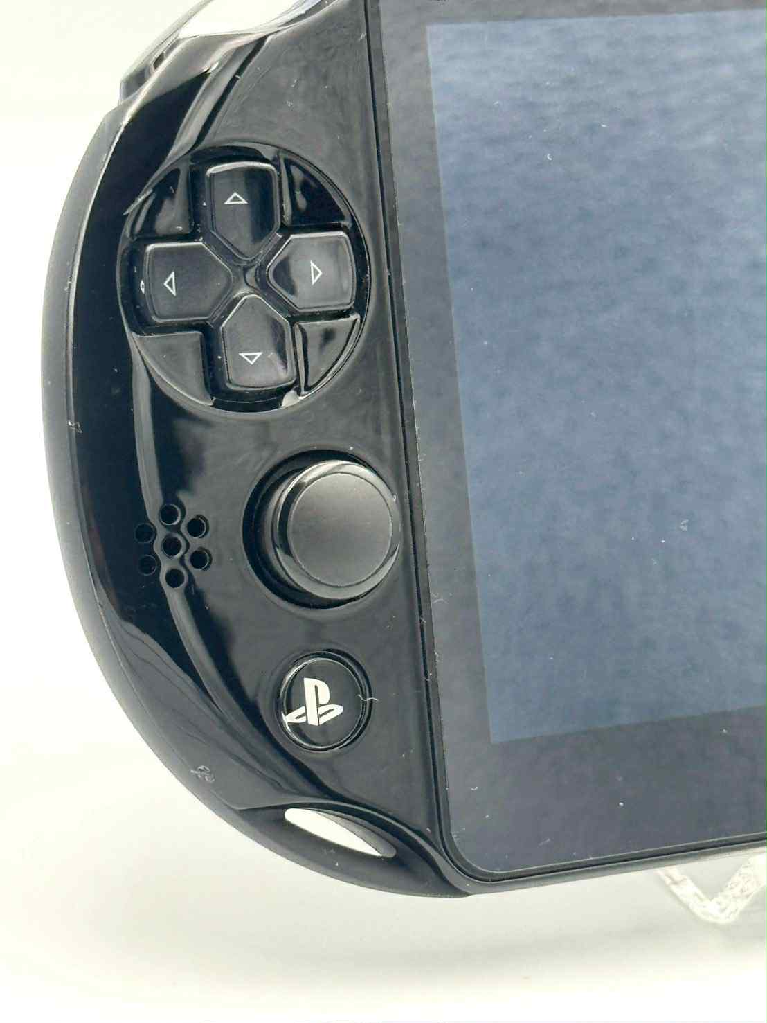 PS Vita 2000 – フルブラック