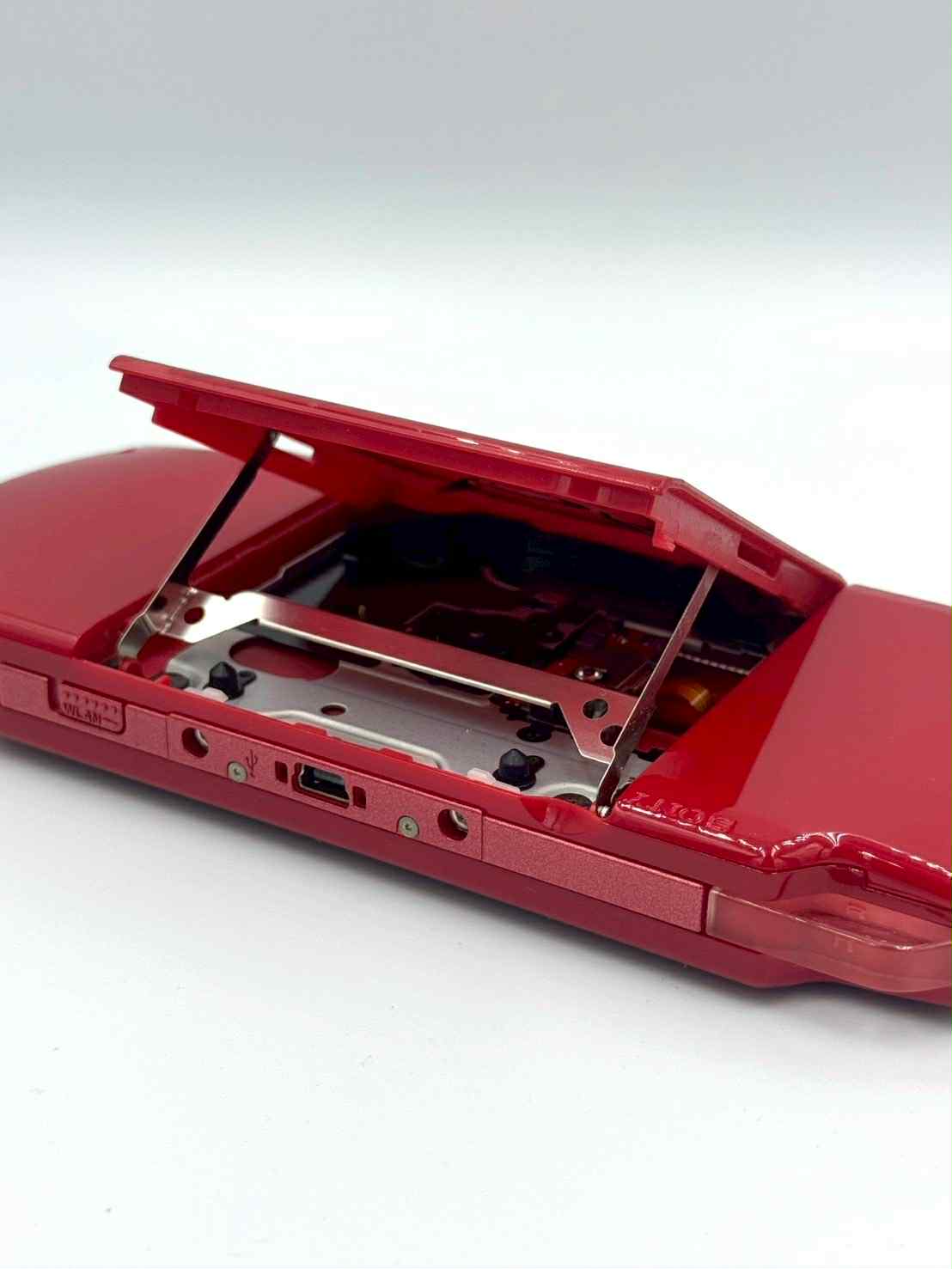 ソニー PSP-2000 – レッド