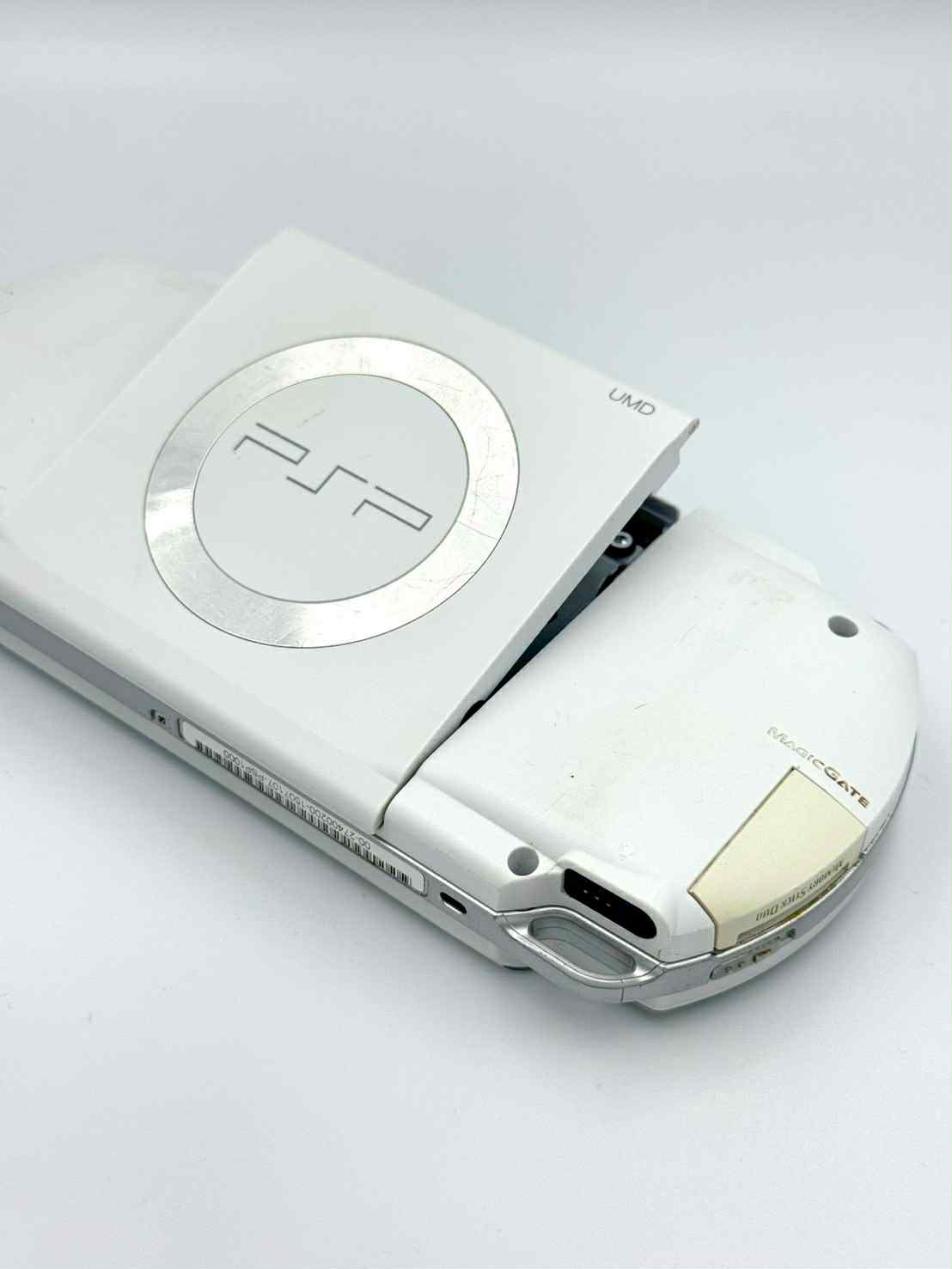 🤍 ソニー PSP-1000 – セラミックホワイト