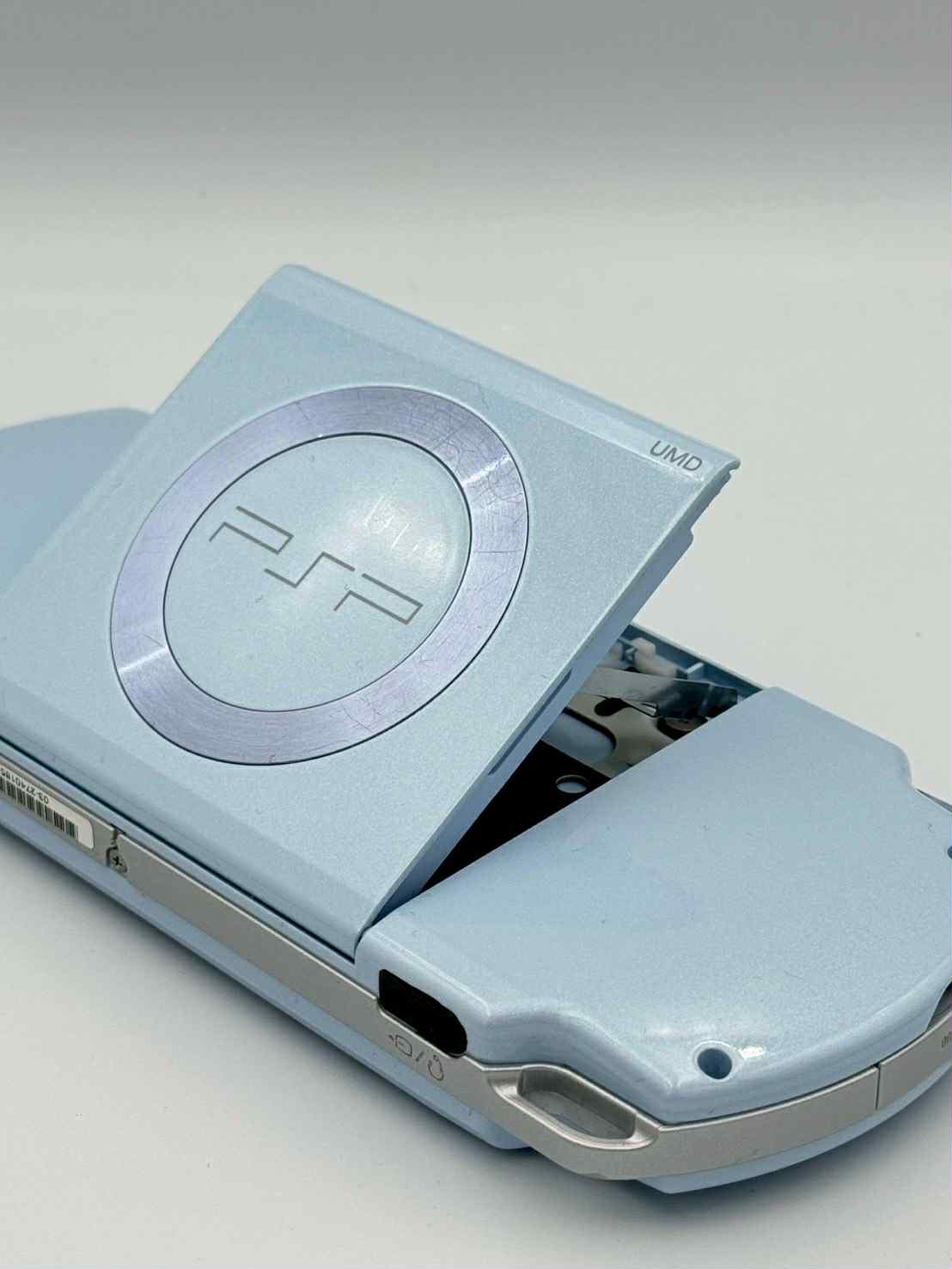 SONY PSP 2000 – ライトブルー