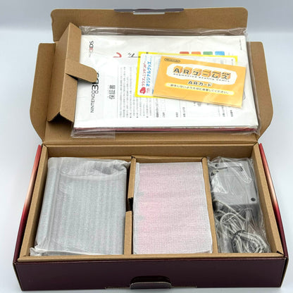 Nintendo 3DS – Flare red Boxed