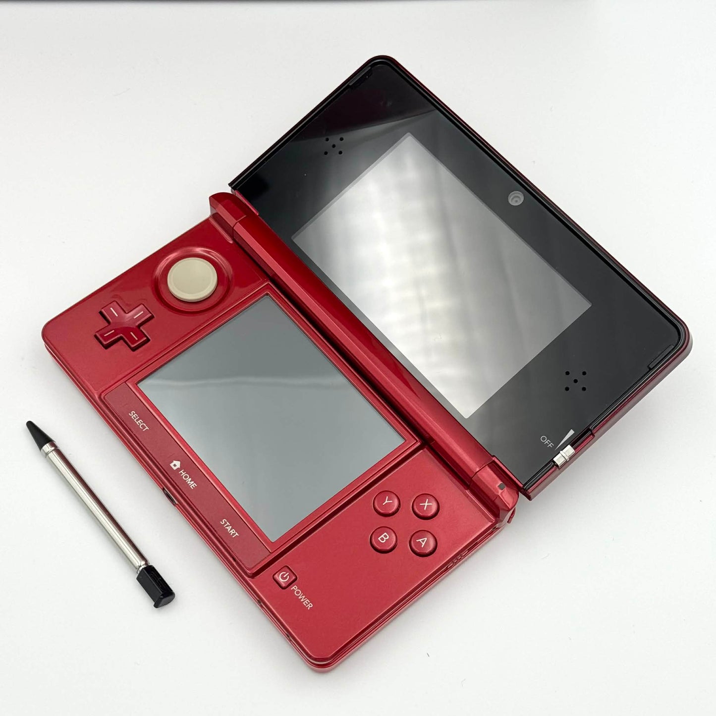 Nintendo 3DS – Flare red Boxed