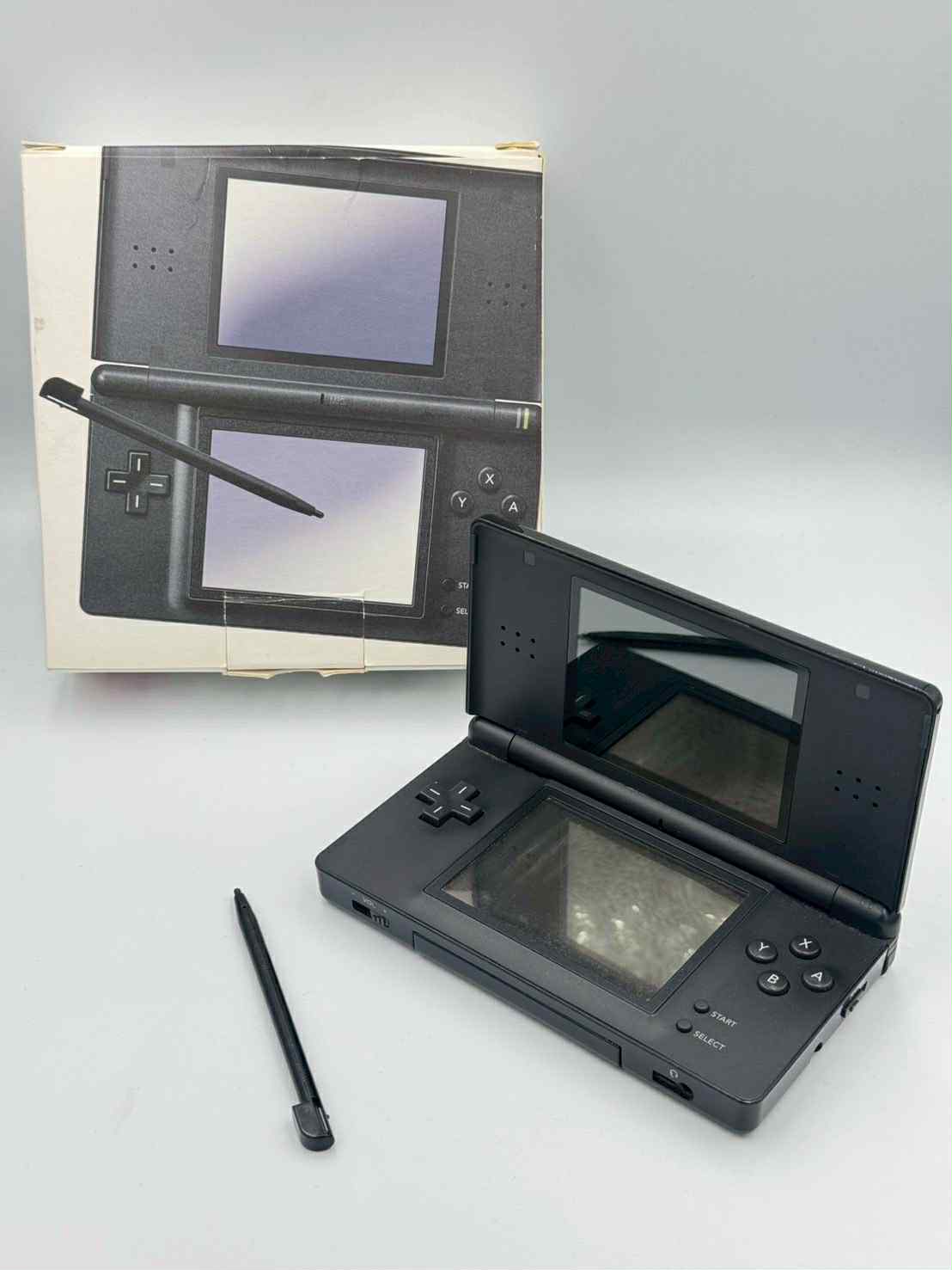 Nintendo DS Lite – Jet Black (Complete in Box)