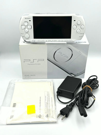 Sony PSP 3000 – Pearl White (Boxed)