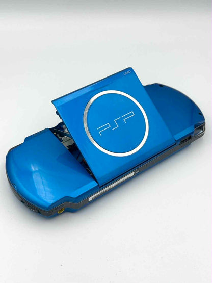 PSP-3000 – 鮮やかなブルー