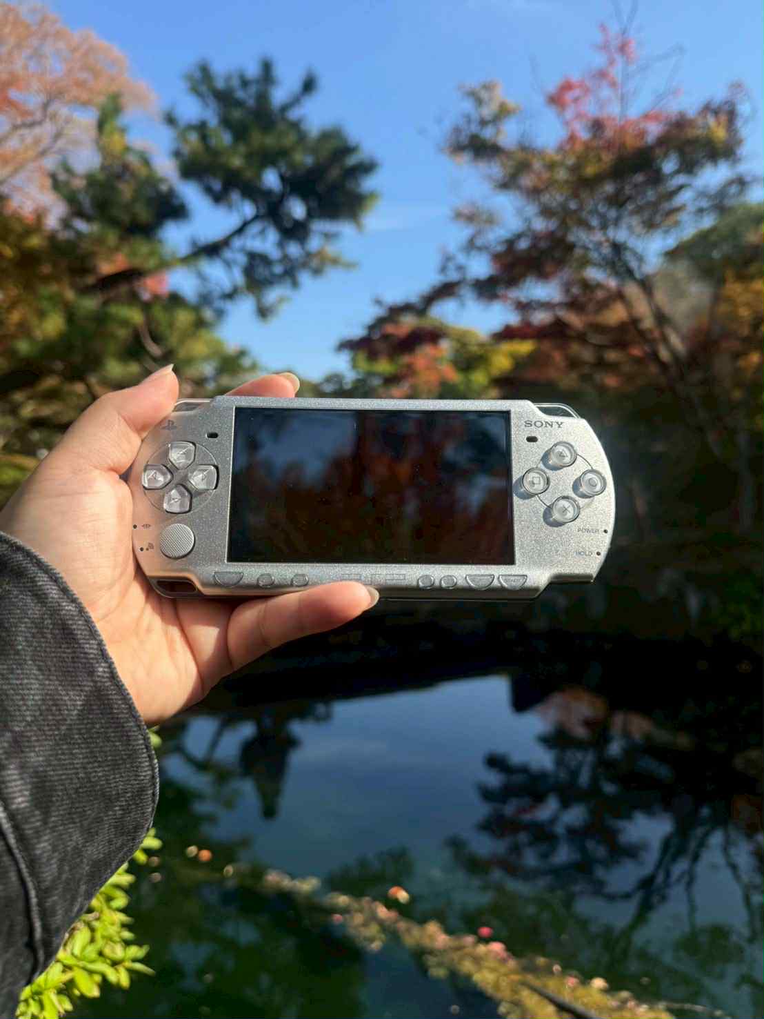 ソニー PSP-2000 シルバー