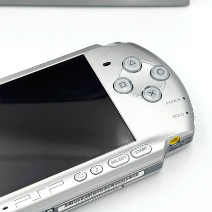 Sony PSP 3000 – Mystic Silver Boxed 🇯🇵