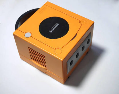 Nintendo GameCube Orange Console – Junk / For Parts – Console Only and 10 controller ps2