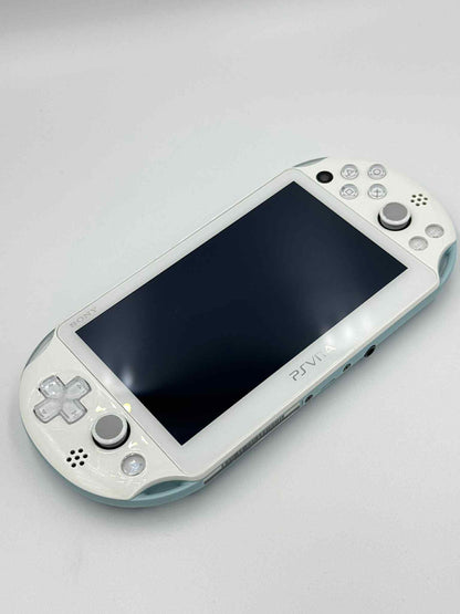 PS Vita 2000 – ホワイト＆ライトブルー🇯🇵 