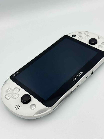 PS Vita 2000 – ホワイト🇯🇵 