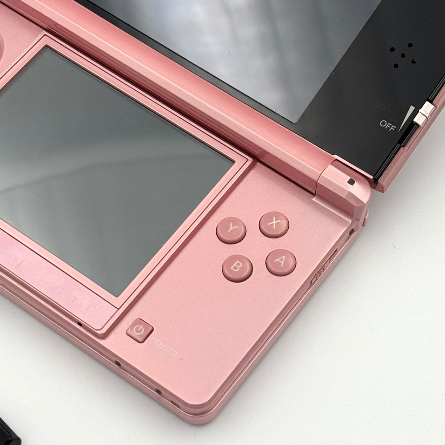 ニンテンドー3DS – ピンク 完品 箱付き