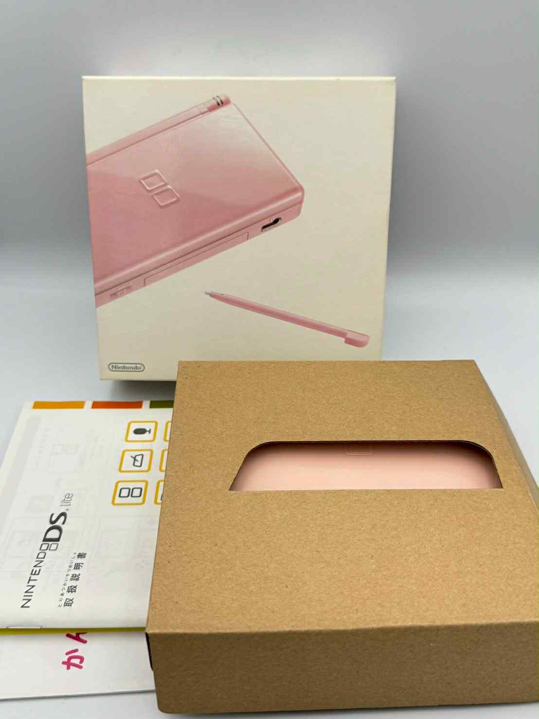 ニンテンドーDS Lite – ピンク