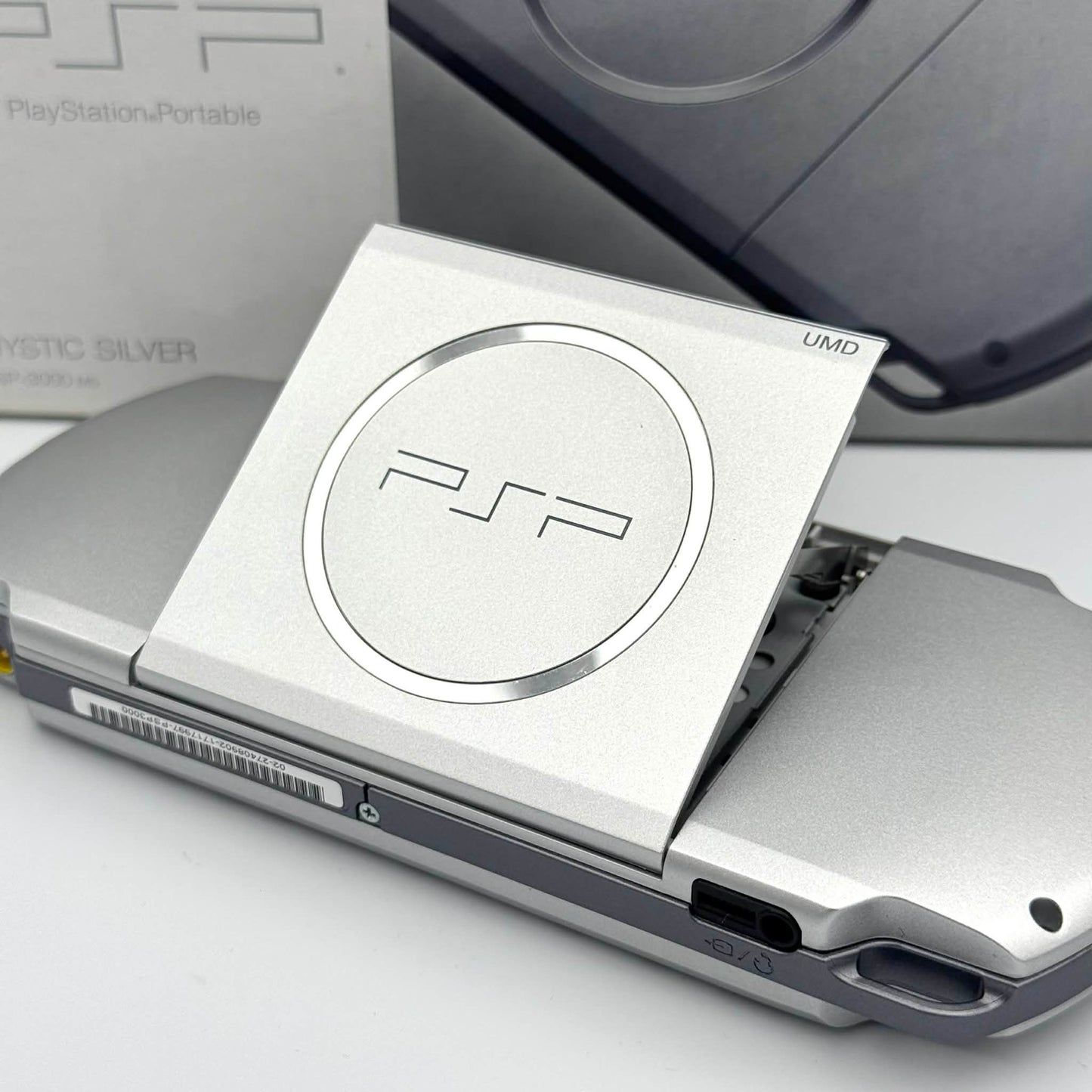 Sony PSP 3000 – Mystic Silver Boxed 🇯🇵