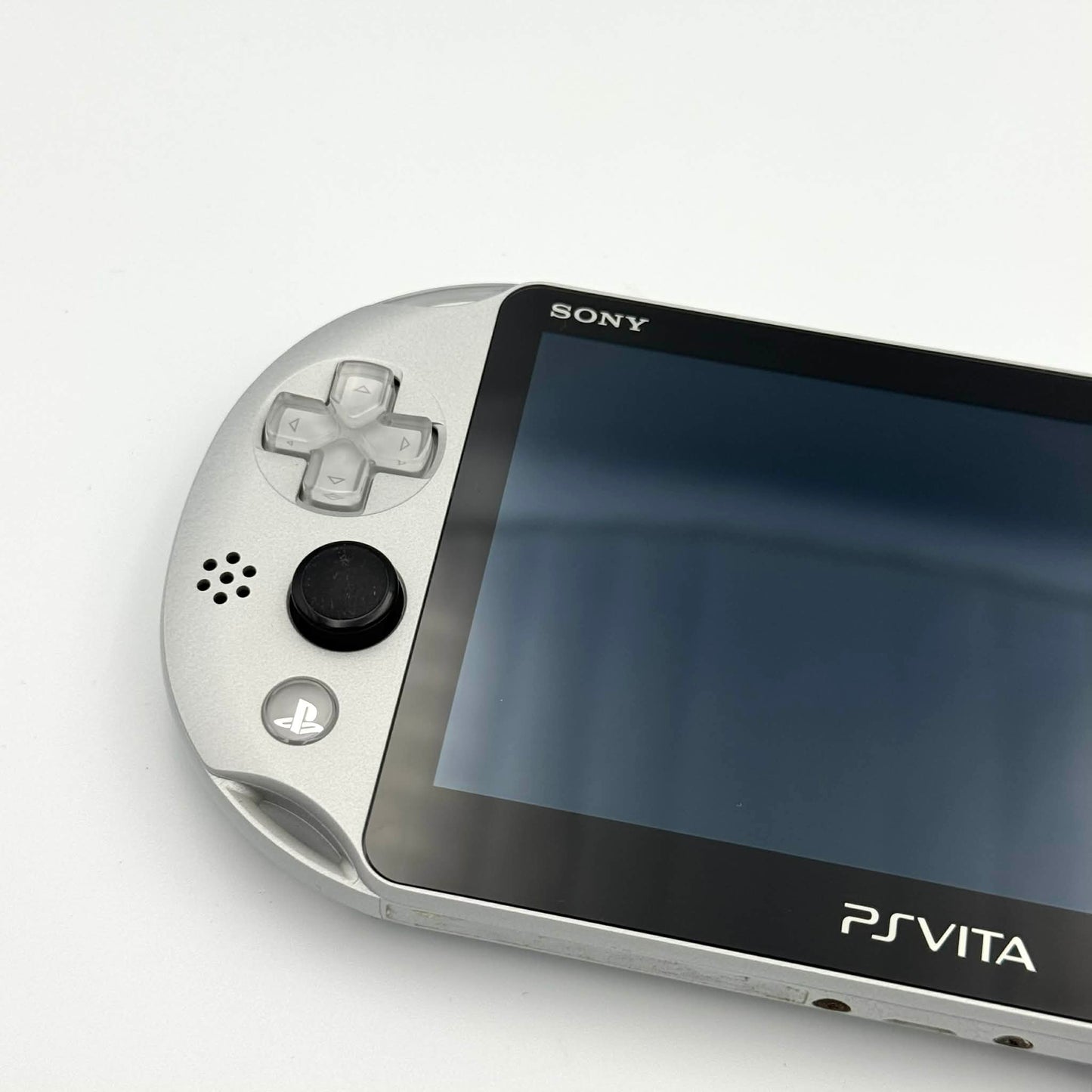 PS Vita 2000 – シルバー
