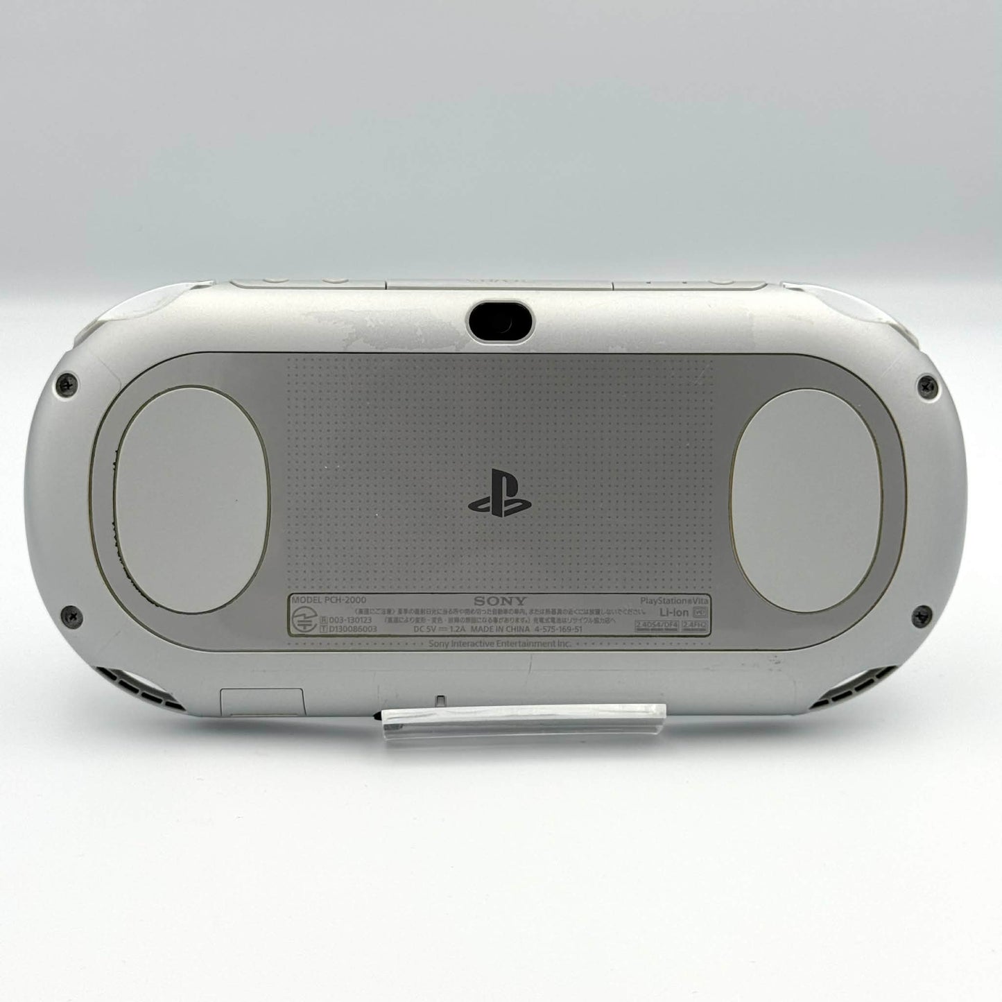 PS Vita 2000 – シルバー