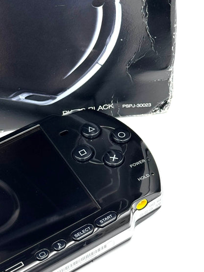 PSP 3000 – Piano Black VALUE PACK