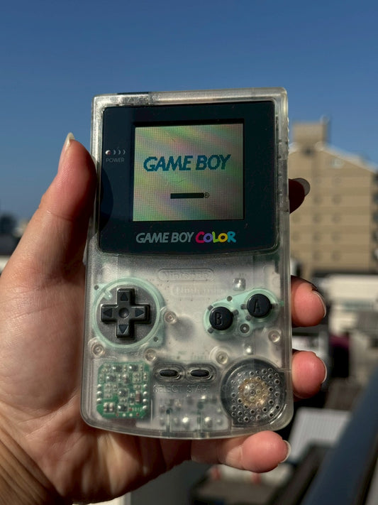 ゲームボーイカラー – クリアホワイト（透明）