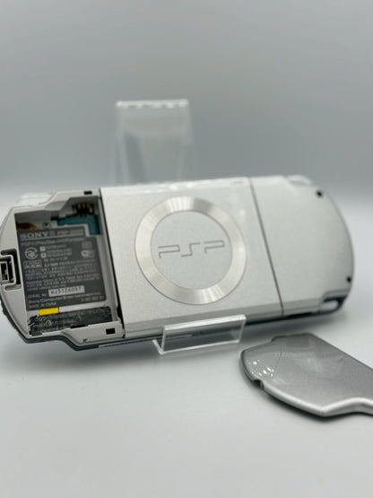ソニー PSP-2000 シルバー