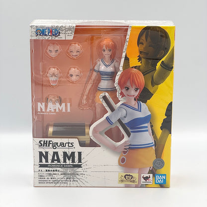 Nami Figure