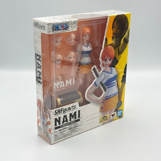 Nami Figure