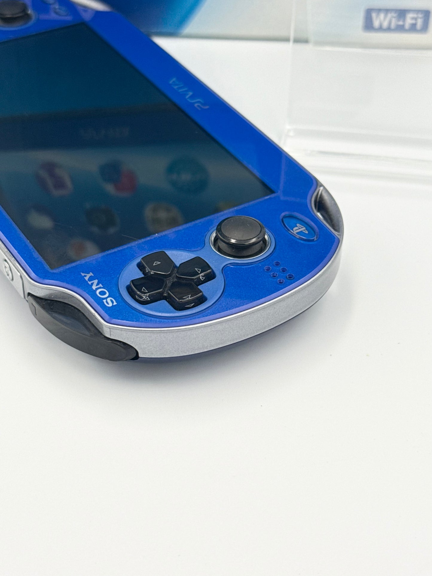 PS Vita Sapphire Blue PCH-1000 + Accessory Pack - CIB