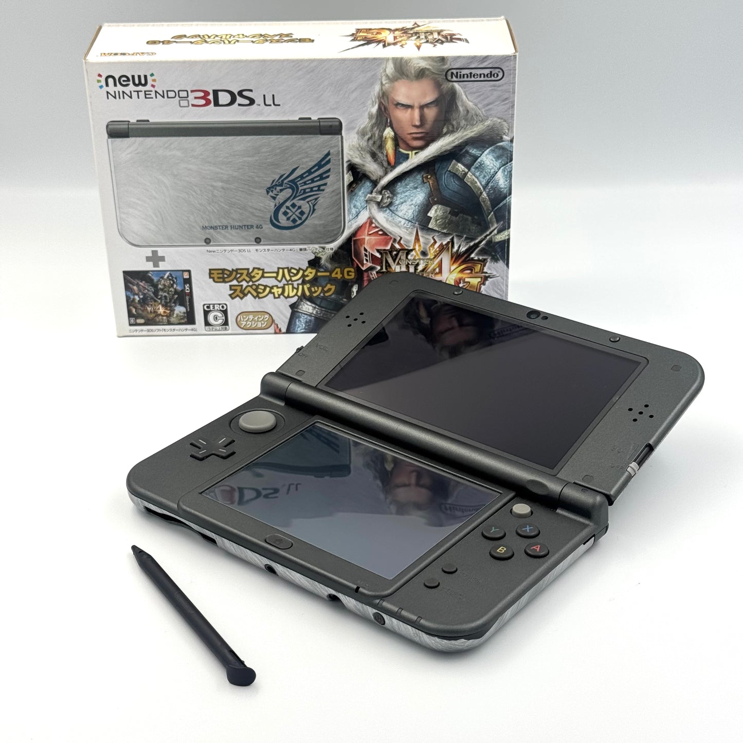 Newニンテンドー3DS LL モンスターハンター4G スペシャルパック