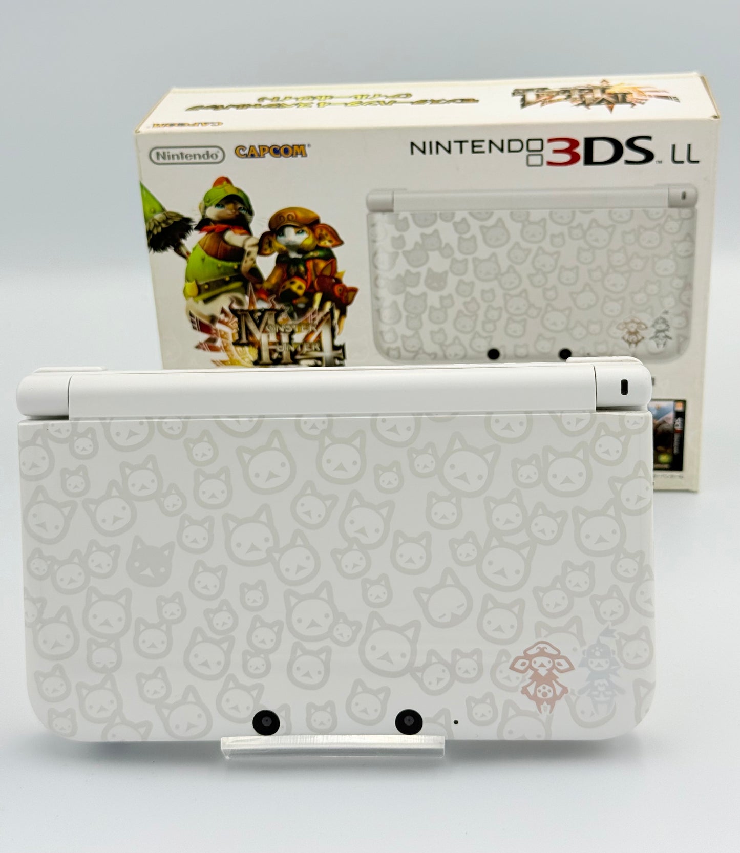 Nintendo 3DS LL Monster Hunter 4 Airou White