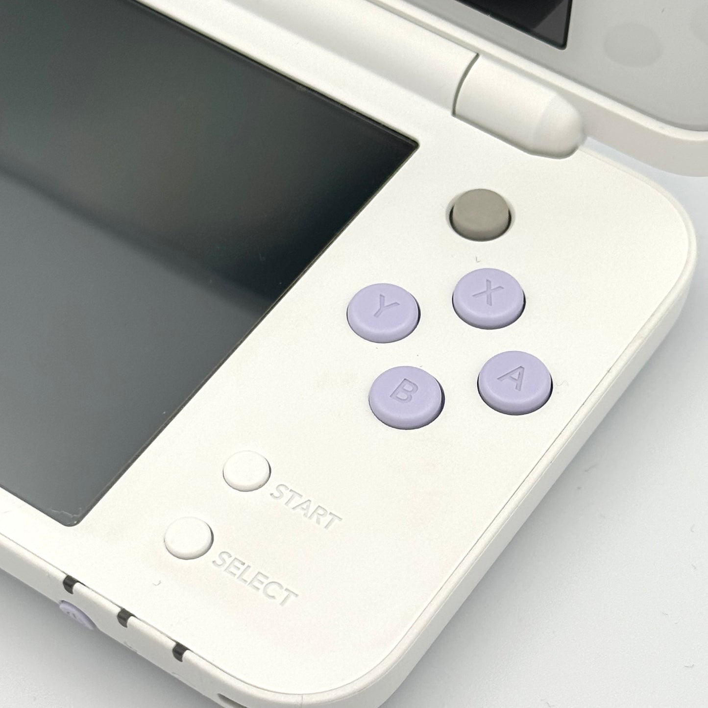 Newニンテンドー2DS LL – ホワイト×ラベンダー