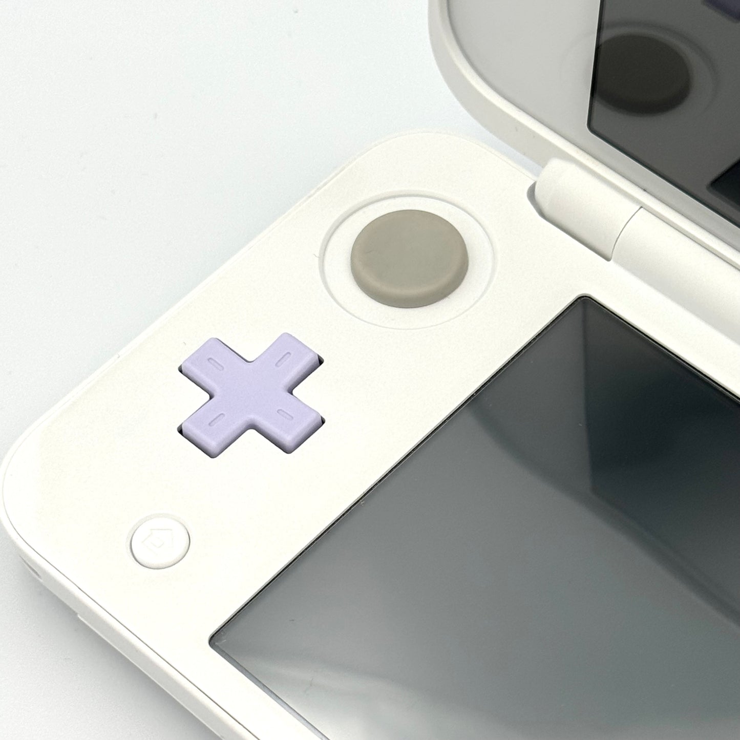 Newニンテンドー2DS LL – ホワイト×ラベンダー
