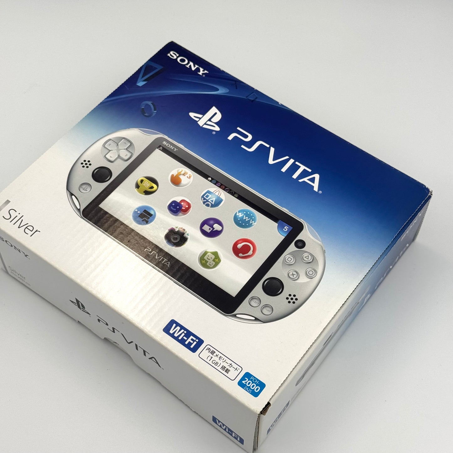 PS Vita – シルバーの箱