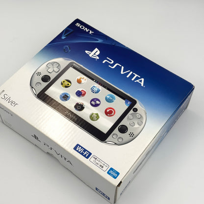 PS Vita – シルバーの箱