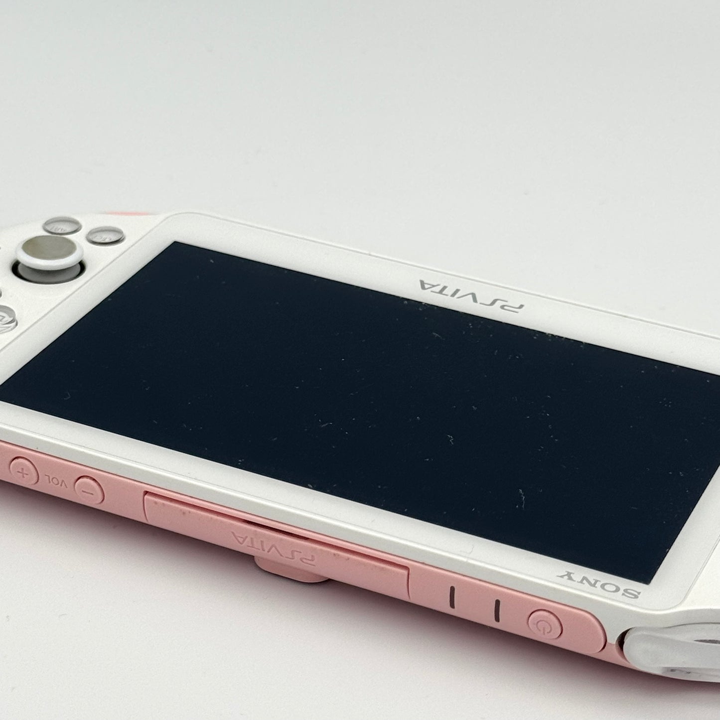 PS Vita 2000 – White & Pink