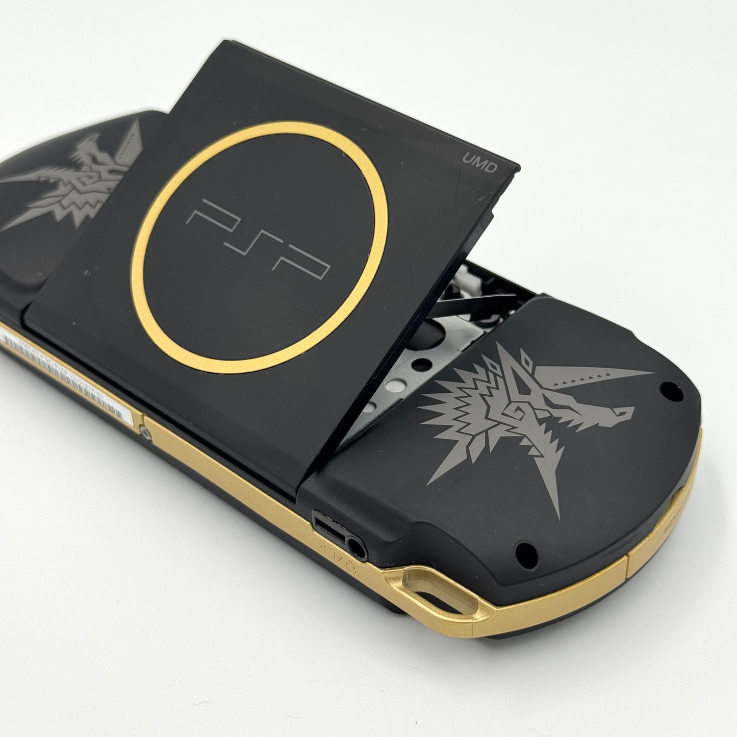 PSP 3000 – Édition limitée Monster Hunter