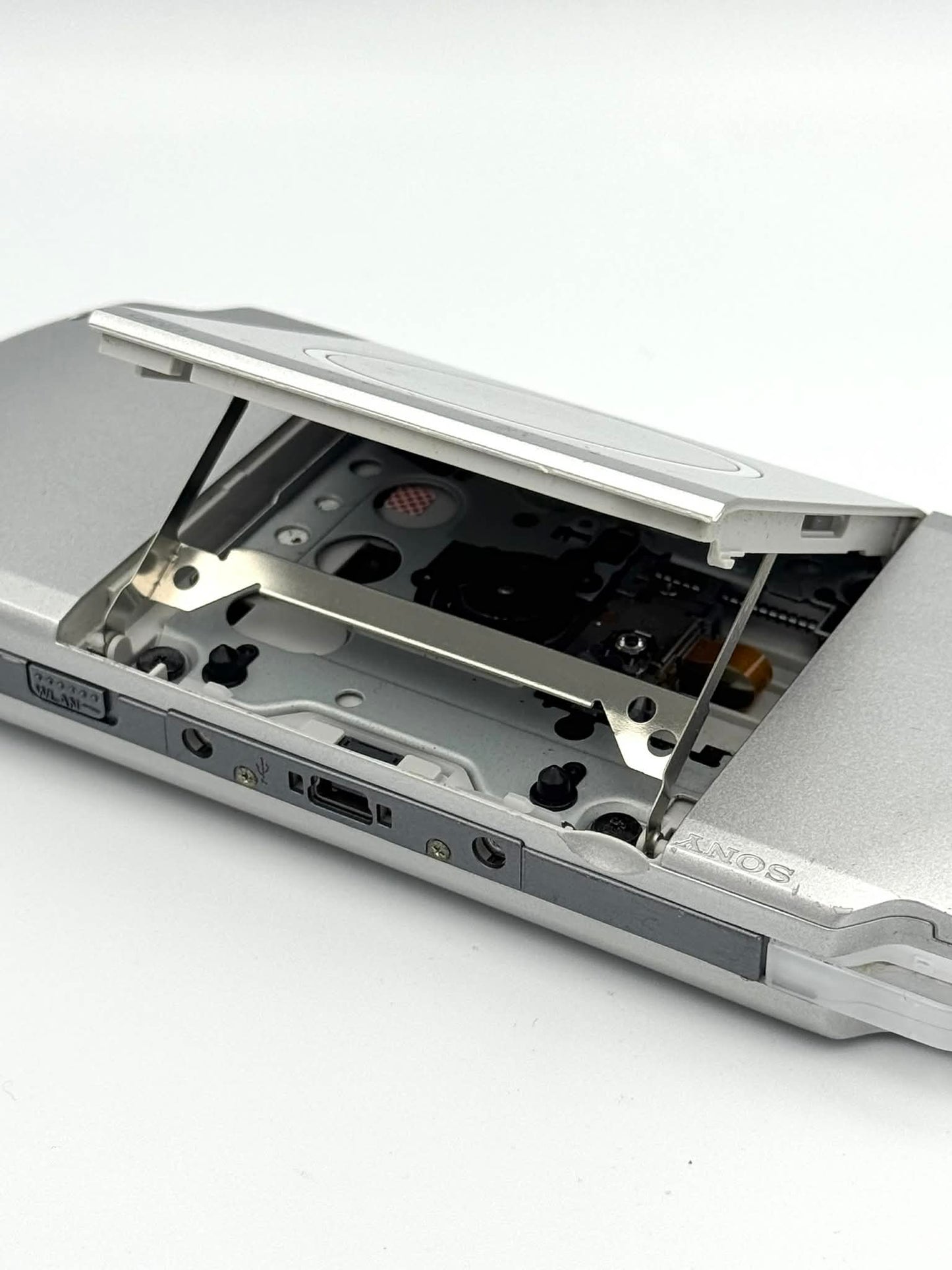 Sony PSP 3000 – Argent 