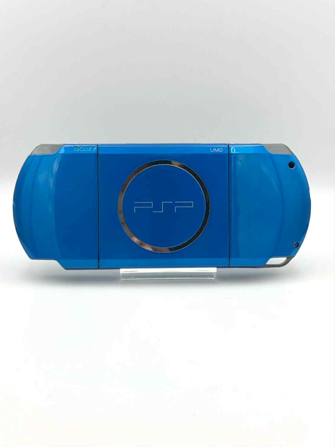 PSP-3000 – 鮮やかなブルー
