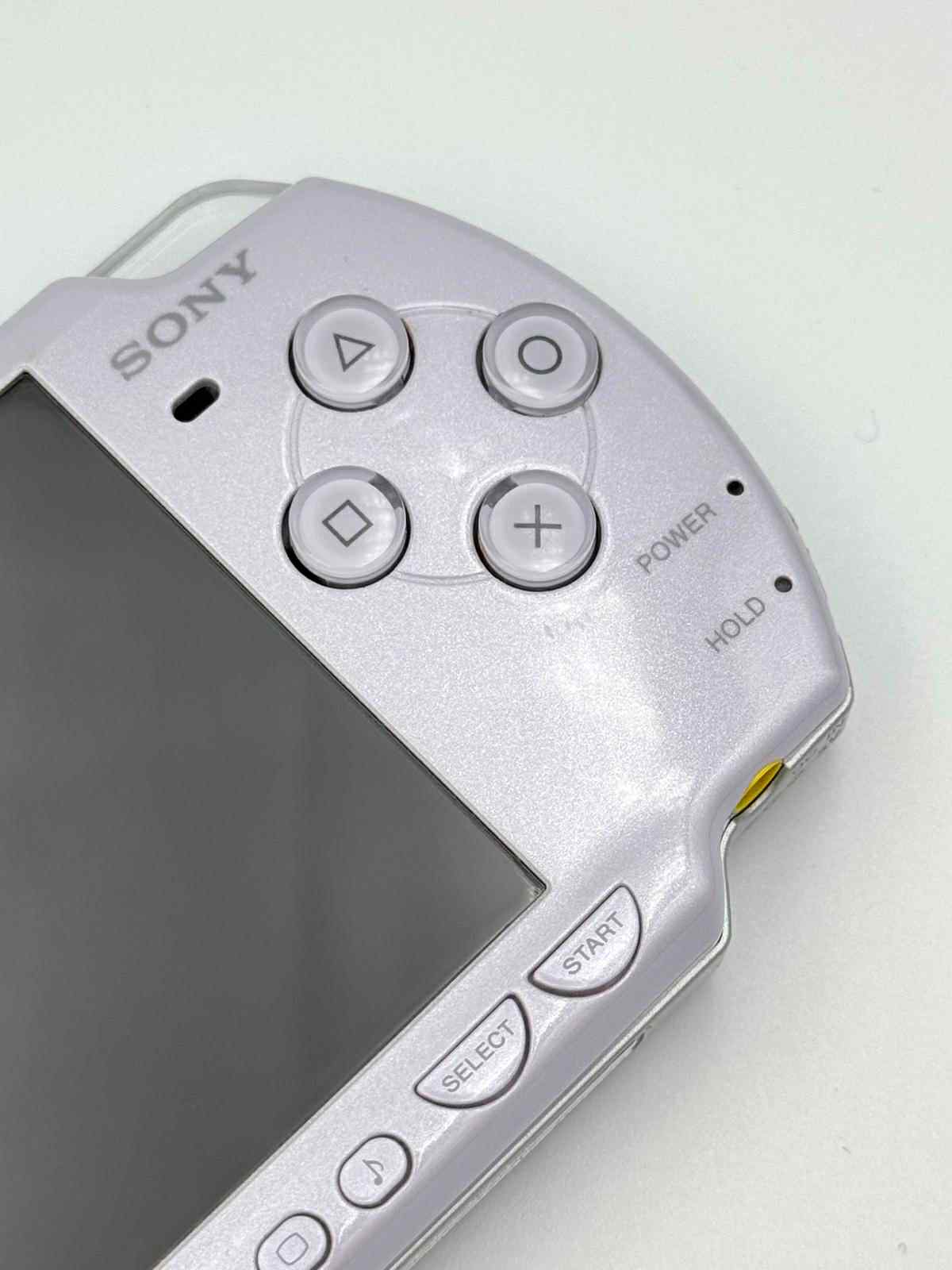 PSP 2000 ライト – パープル（ラベンダー）🇯🇵