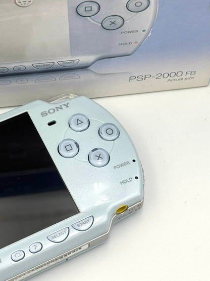 PSP-2000 – フェリシア・ブルー