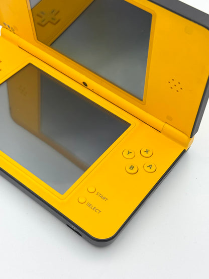 Nintendo DSi LL – Yellow Edition