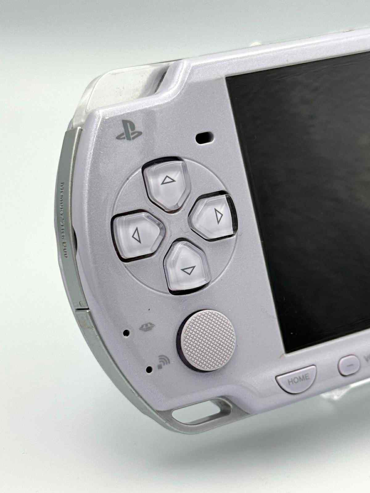 PSP 2000 ライト – パープル（ラベンダー）🇯🇵